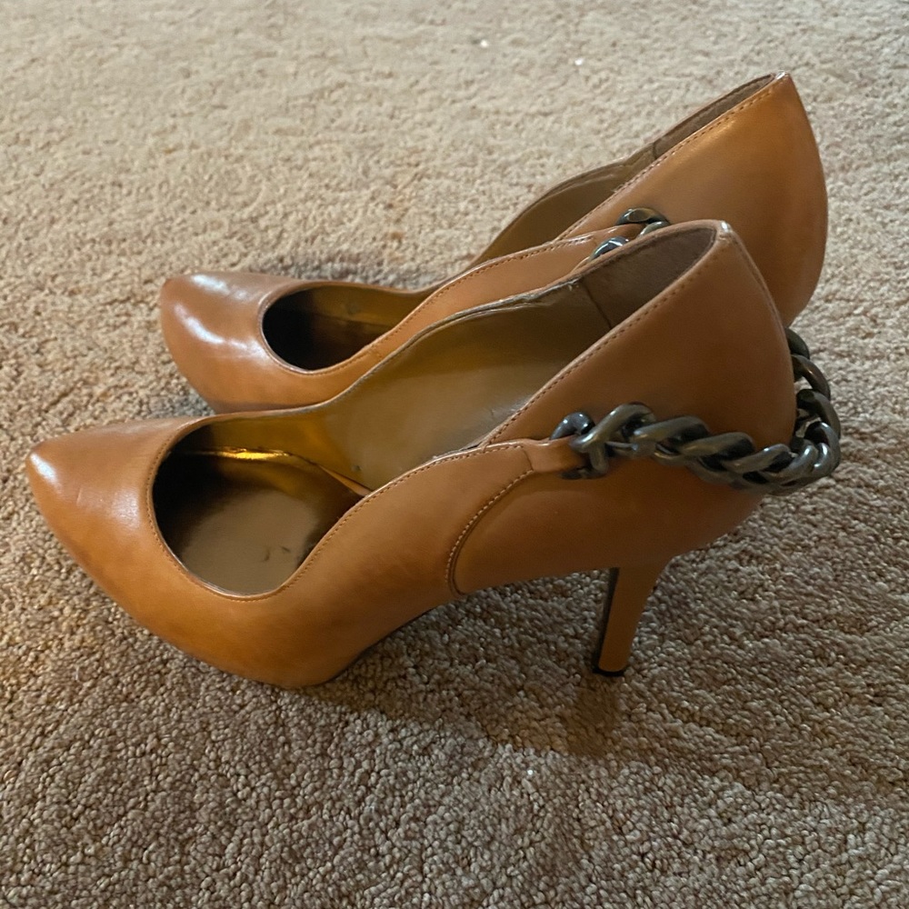 Fergie platform heels